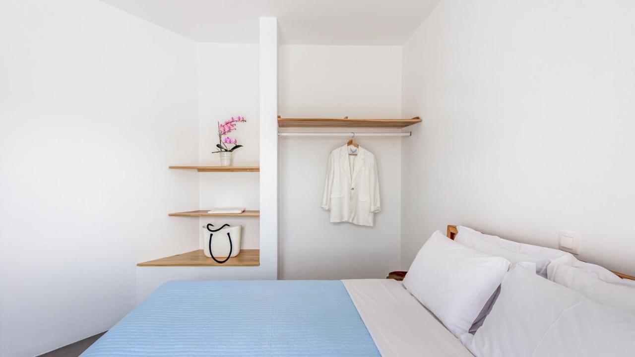 Anita Rooms & Suites Milos Adamantas  Bagian luar foto