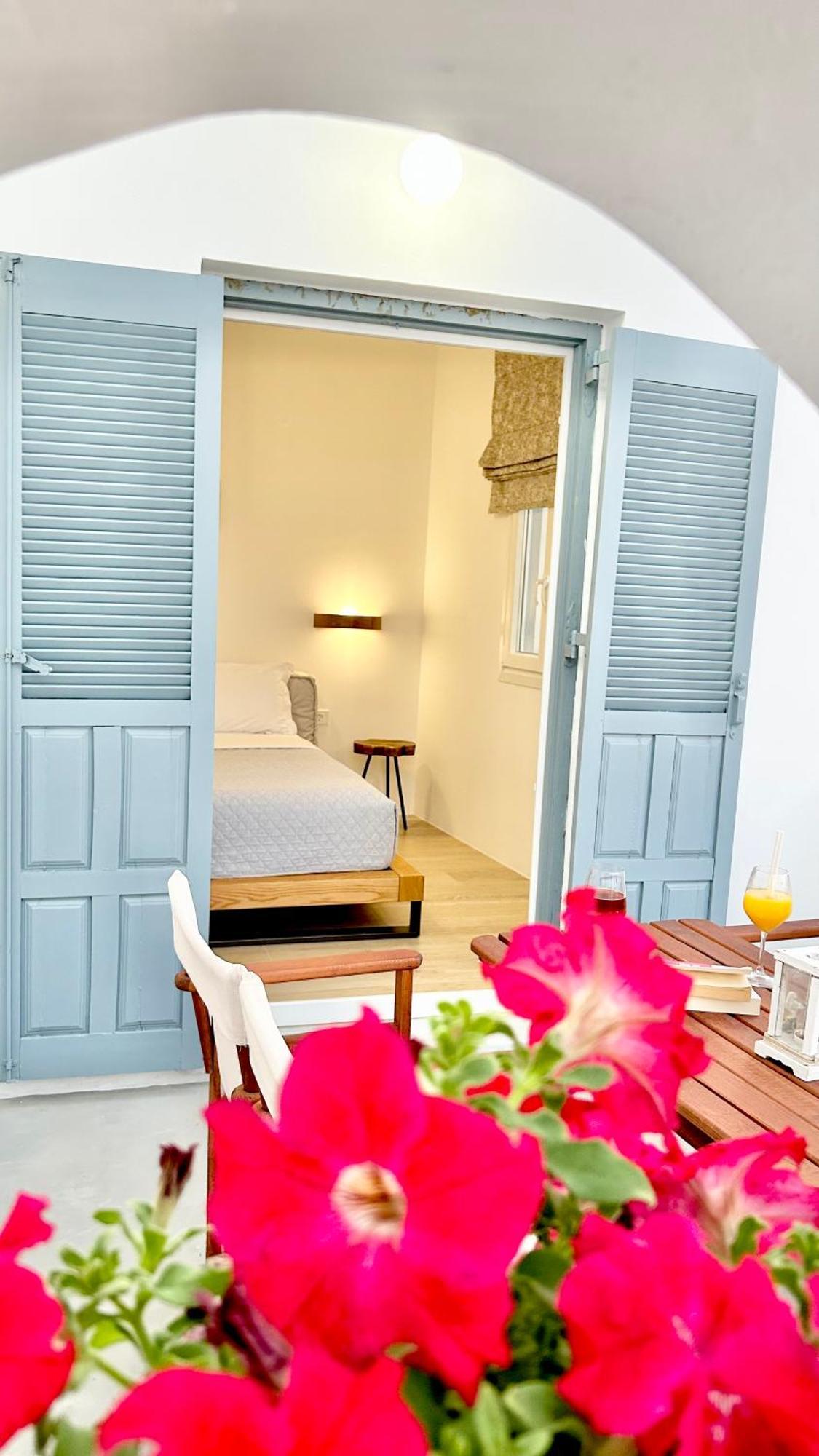 Anita Rooms & Suites Milos Adamantas  Bagian luar foto