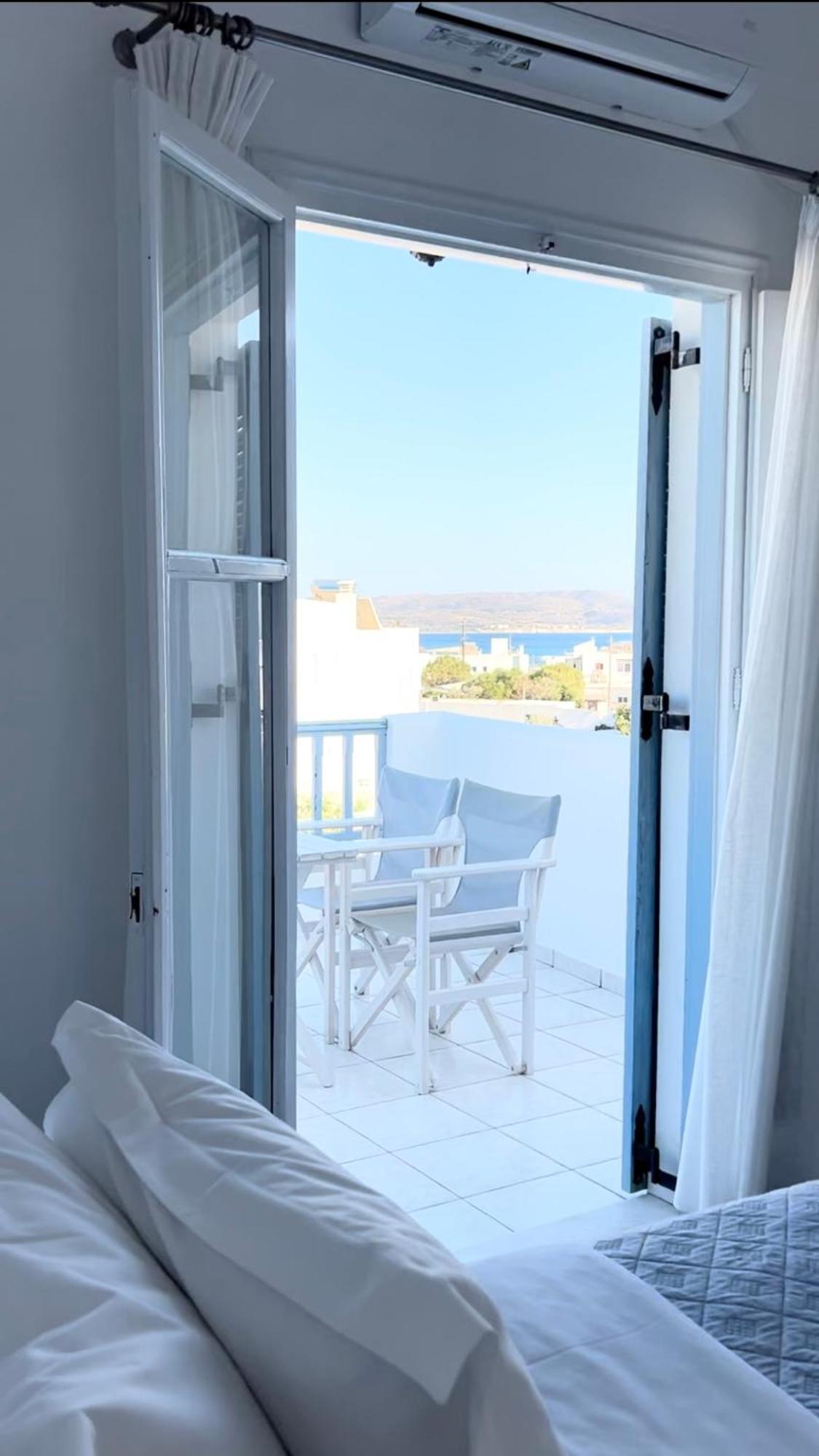 Anita Rooms & Suites Milos Adamantas  Bagian luar foto