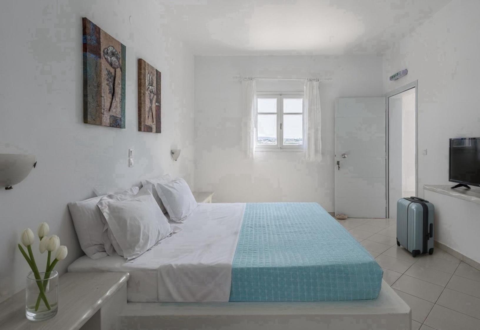 Anita Rooms & Suites Milos Adamantas  Bagian luar foto