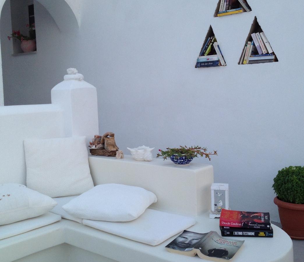 Anita Rooms & Suites Milos Adamantas  Bagian luar foto